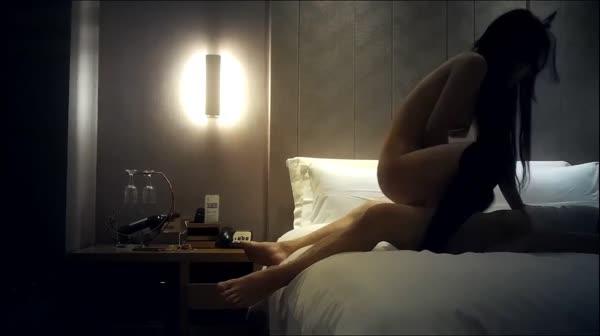 秦先生陌陌认识的艺校小琴次日约炮呻吟超级大被投诉720P高清无水印版